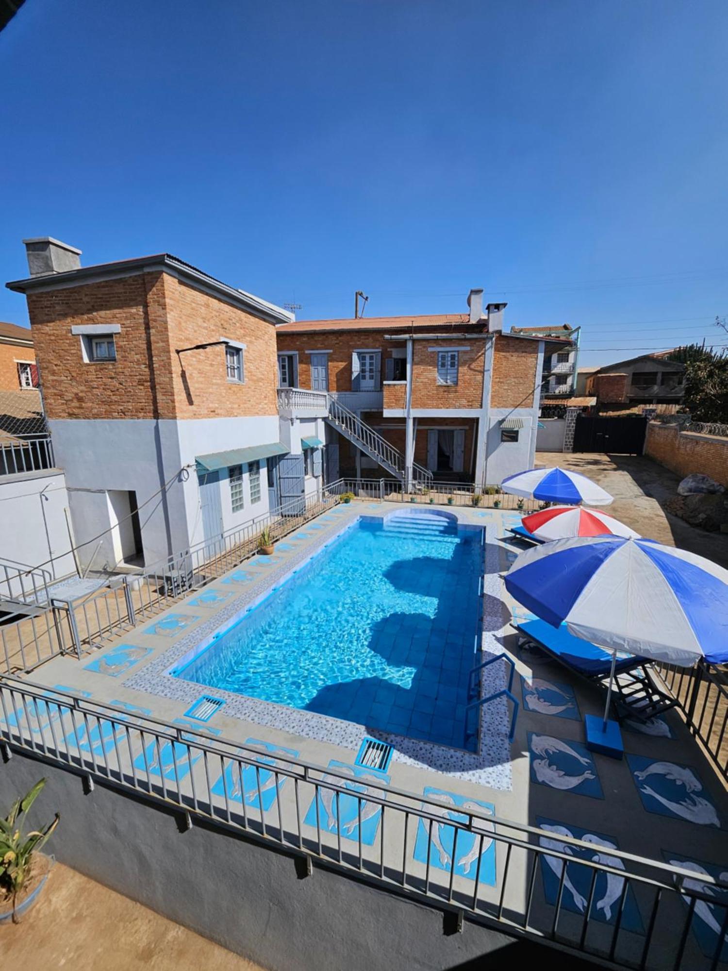 Bed and Breakfast Chez Joel Antsirabe Exterior foto