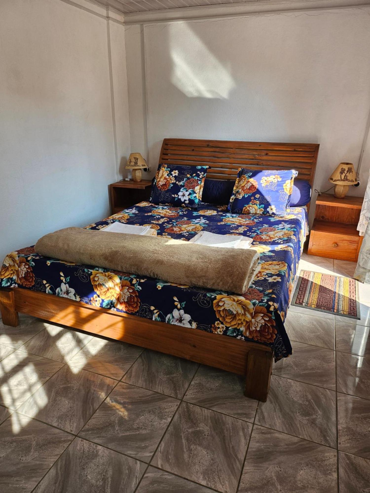 Bed and Breakfast Chez Joel Antsirabe Exterior foto